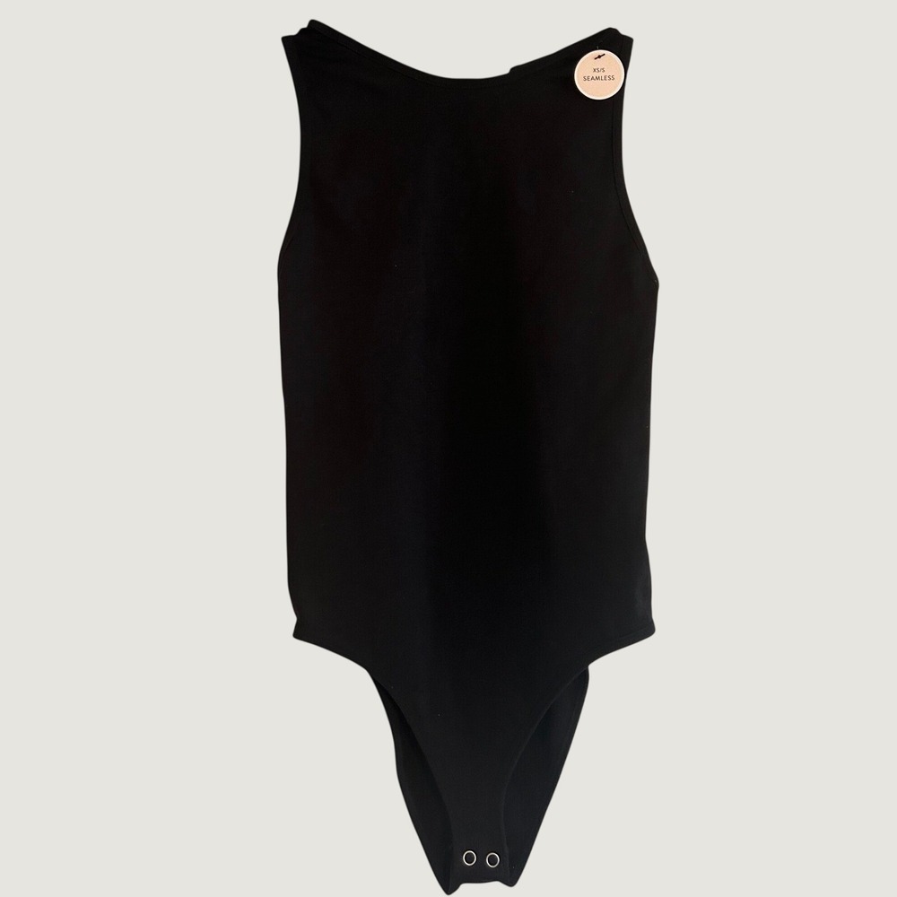Forever 21 Black Seamless High Neck‎ Lace Up Open Back Bodysuit XS/S New SONY